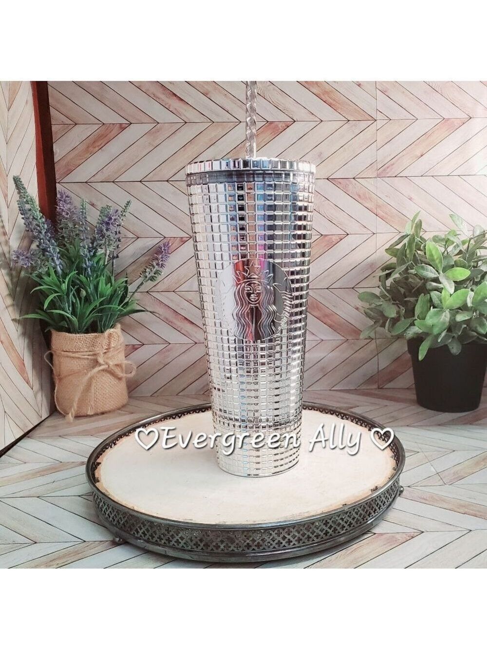 Starbucks 2023 Holiday Metallic Mirror Silver Grid Venti